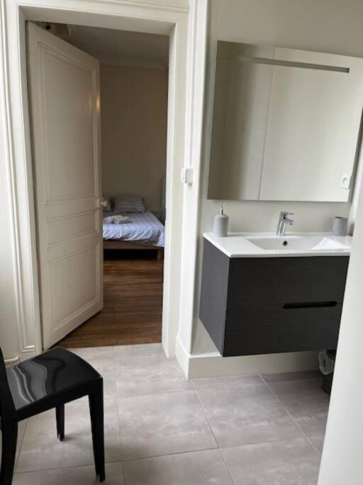 #Le Maitre Du Navire - Grand Studio - Hyper Centre Lägenhet Brive-la-Gaillarde Exteriör bild